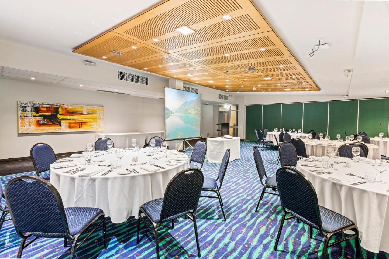 The Colmslie Hotel Brisbane Bagian luar foto