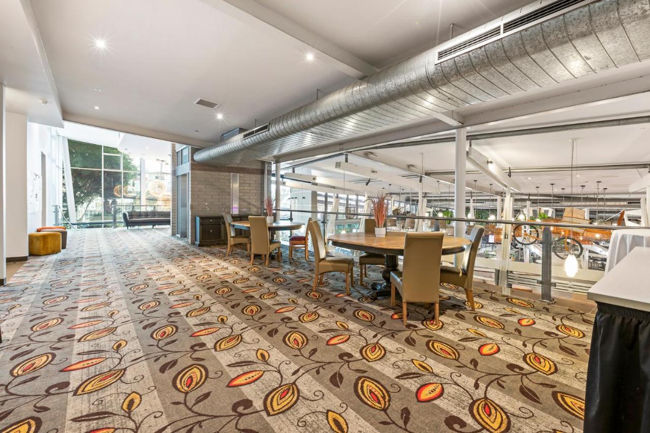 The Colmslie Hotel Brisbane Bagian luar foto
