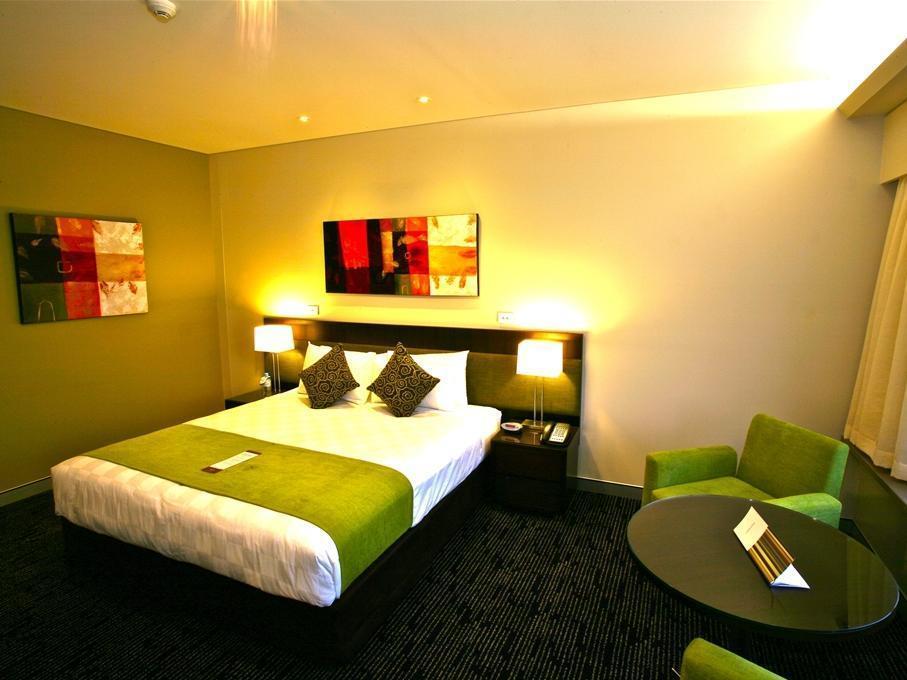 The Colmslie Hotel Brisbane Bagian luar foto